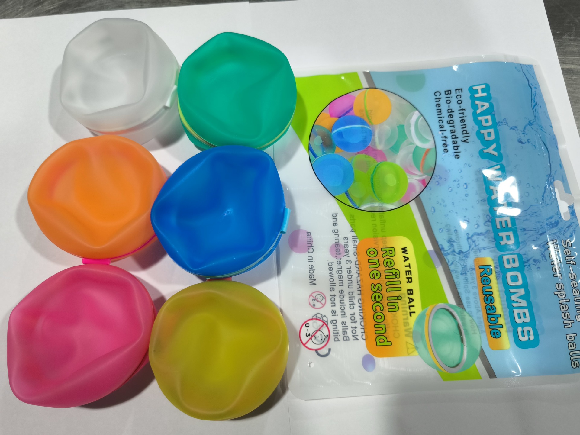 Amazon estilo explosivo bola de agua magnética de silicona reproducible juguete de waterpolo de silicona descompresión juguete de waterpolo magnético de silicona