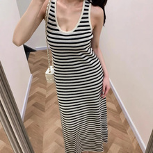 休闲条纹针织懒人背心连衣裙2025夏季复古黑白撞色高级感A字长裙