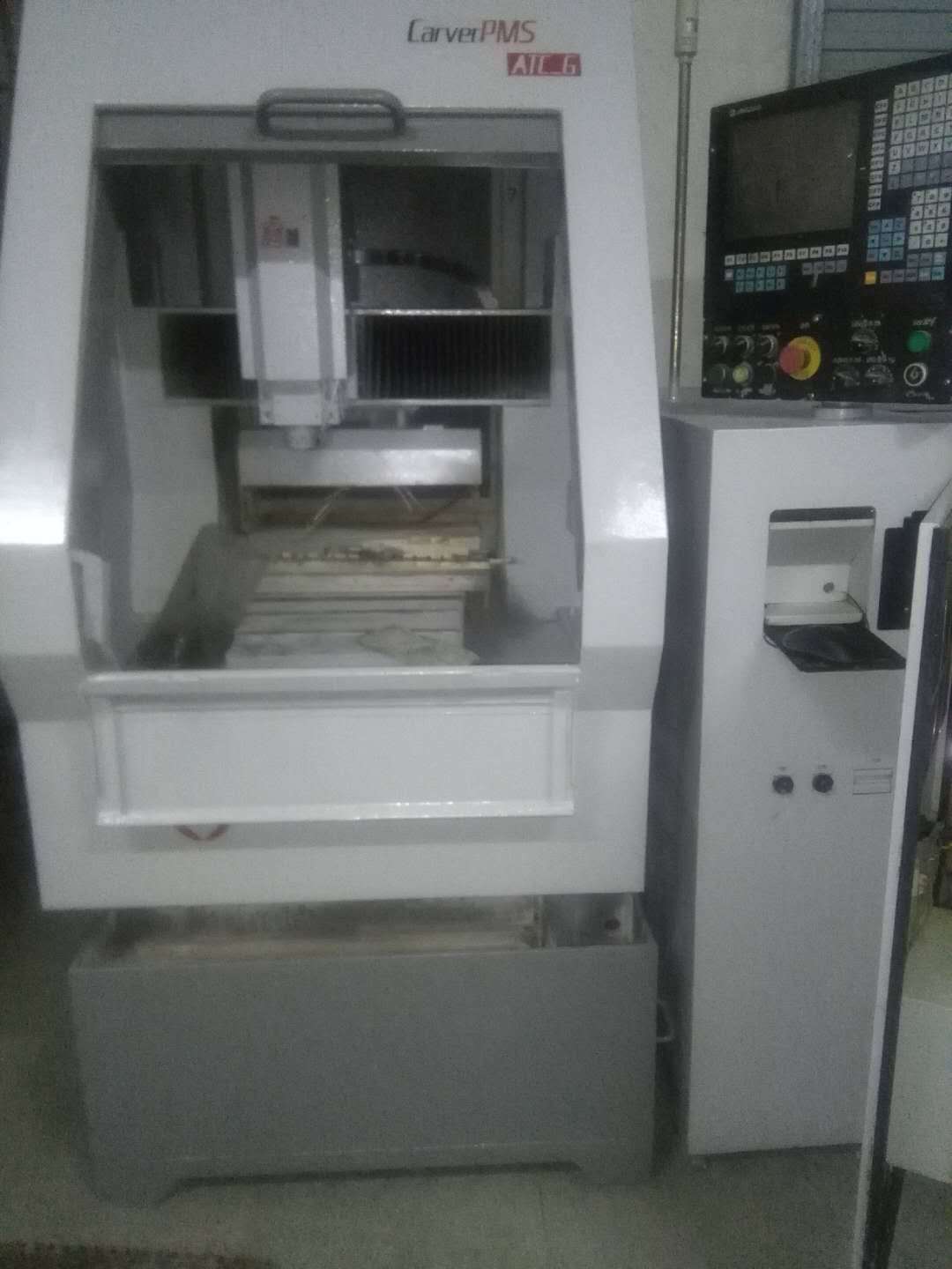 台湾大量单头精雕机 可视CNC精雕机 大型玻璃精雕机 玻璃精雕机