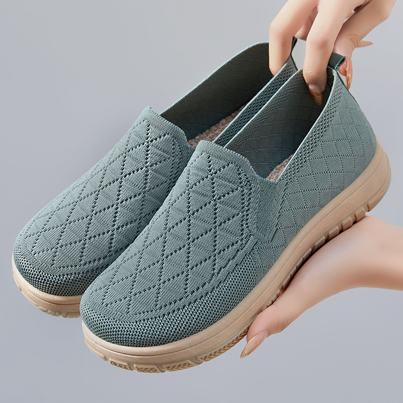 Zapatos de mujer versátiles verano nuevos zapatos planos poco profundos un pedazo viejos zapatos de tela de Beijing zapatos de suela suave cómodos zapatos de madre