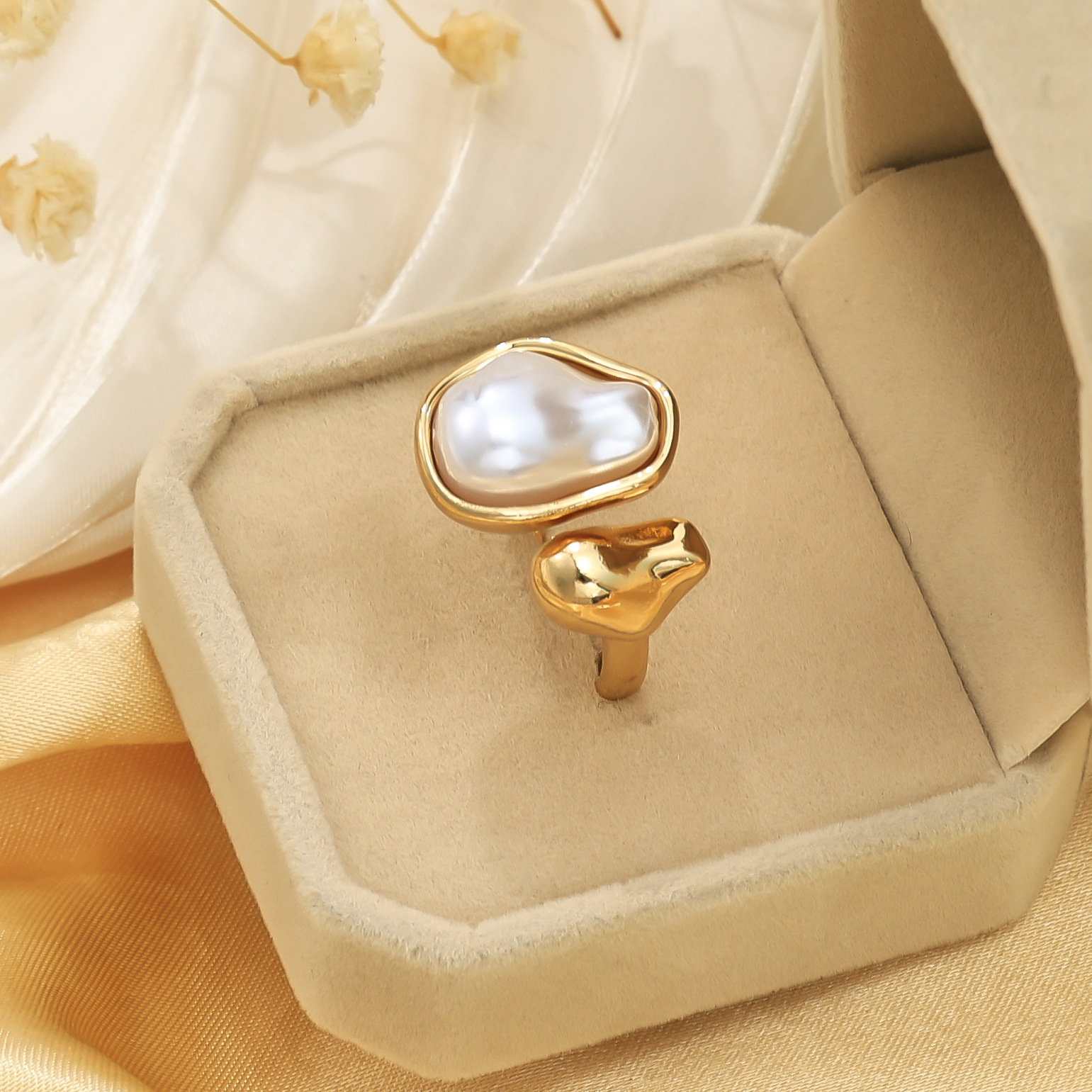 Venta caliente transfronteriza europea y americana, conjunto de anillos de collar, pendientes de moda de perlas del sexo opuesto, pendientes de mujer de alta calidad