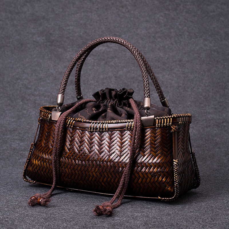 Handmade bamboo woven bag, women's small handbag, tote bag, shoulder bag, cylindrical bag, artistic and retro handmade bag, handmade bamboo weaving.