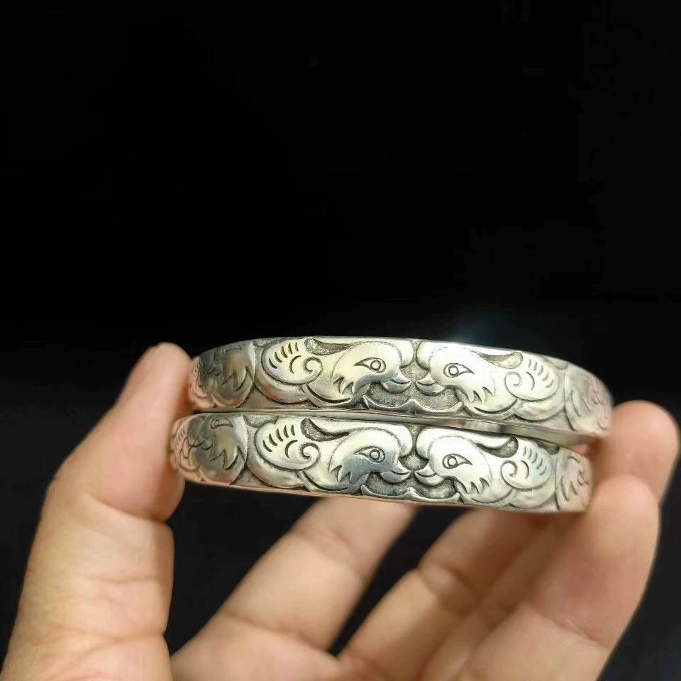 Retro ethnic silver bracelet, vintage Miao/Tibetan style, handcrafted motifs, 40 g