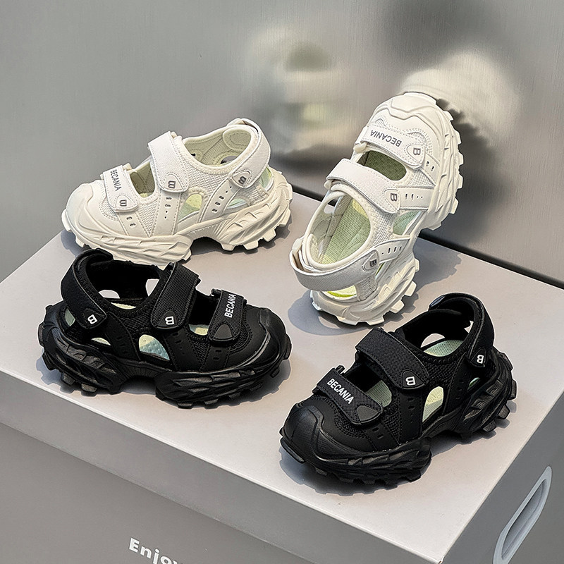 Children's fashionable sandals