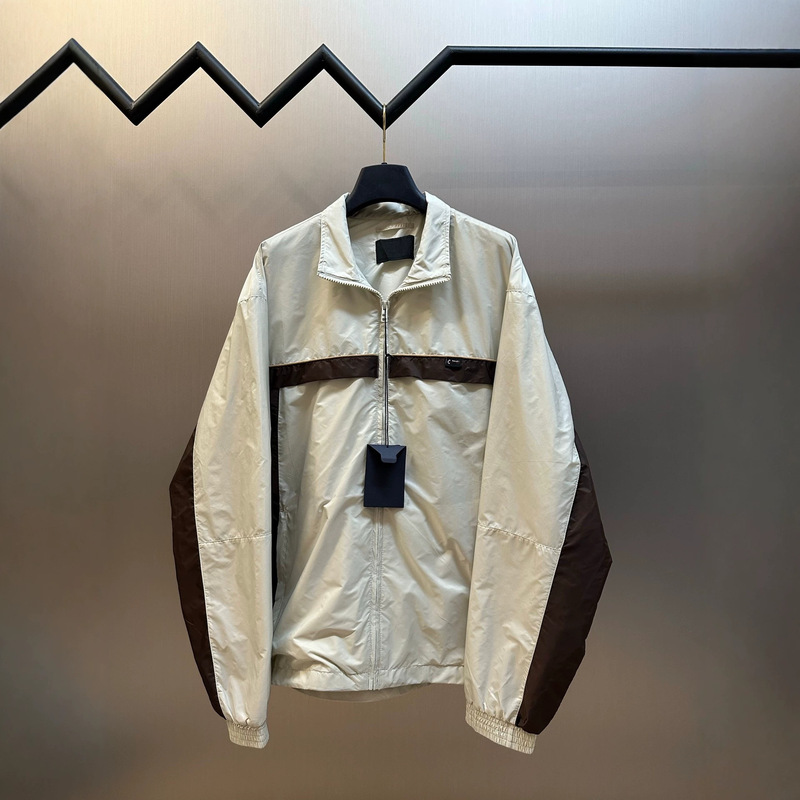 Correct version of the original label, in stock, P brand 26SS, woven logo, stand-up collar, zip-up jacket, unisex, versatile