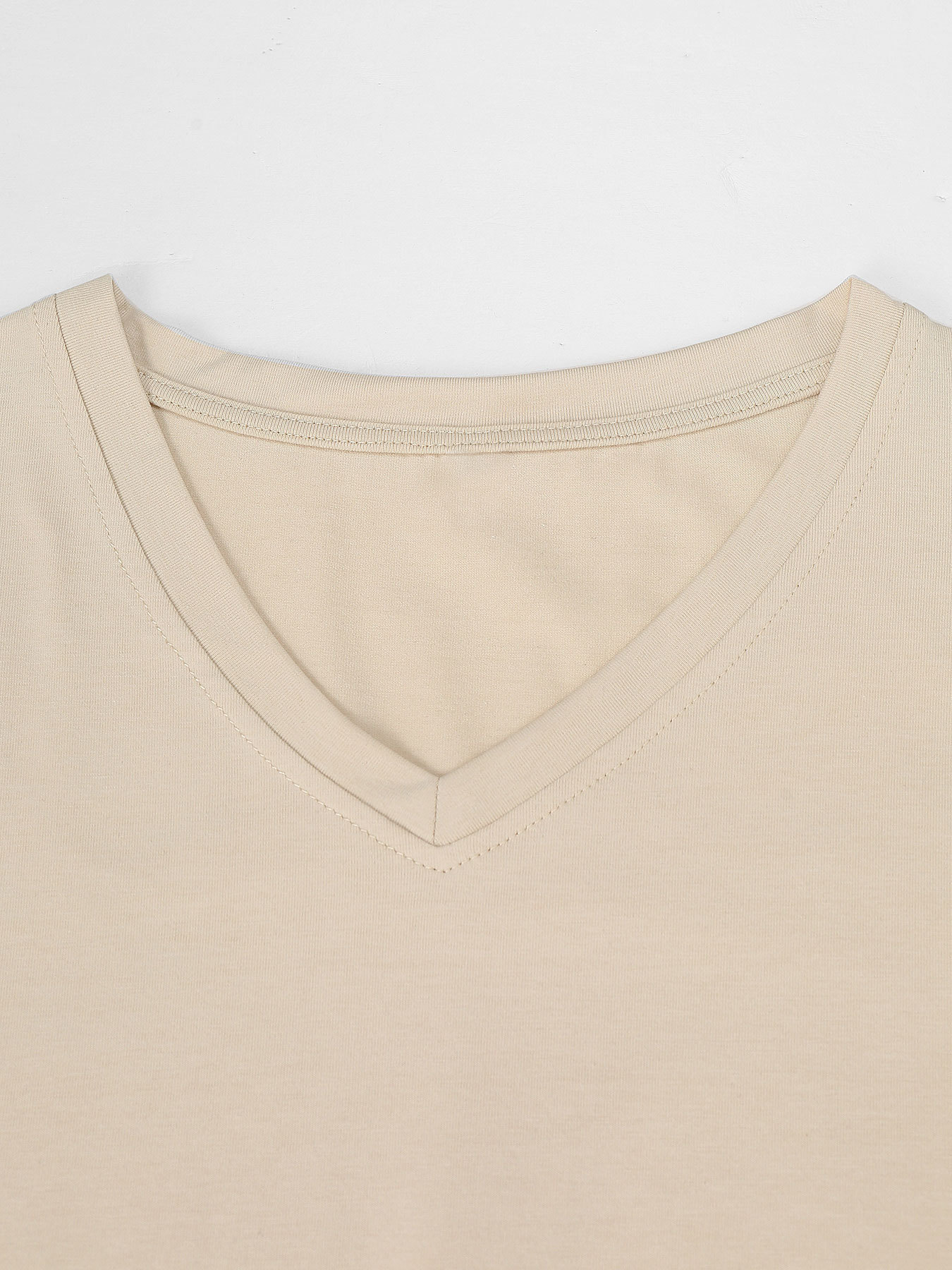 159g Weight Short Sleeve Sleeve Length Regular Sleeve Sleeve Type CVC Pull Frame, Cotton, Polyester Fabric Type Mid-Length (65cm <Length ≤ 80cm) Top Length T-shirt, Pullovers Tops Type Casual, Office, Daily Occasion Round Neck Neckline Printing Function Loose Fit Type Geometric Pattern Summer Season Women's Gender European and American Style, Streetwear Style Wholesale Women's CVC Pull Frame Cotton Polyester European And American Style Streetwear Geometric Short Sleeve T-Shirts 20