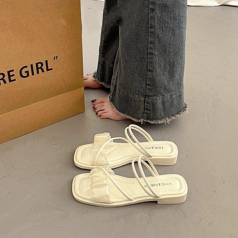 French Fairy-Style Flat Sandals for Women, Summer Fashion, Suitable for Dresses, 2026 New Model, Roman Beach Sandals, One-Strap Design French Fairy-Style Flat Sandals for Women, Summer Fashion, Suitable for Dresses, 2026 New Model, Roman Beach Sandals, One-Strap Design