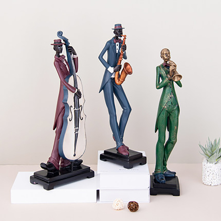 ヨーロッパ式の創意的なバンドの置物の家庭装飾品の音楽の人物の模型のバーの客間の酒の箱は開業の贈り物を飾っています。|undefined