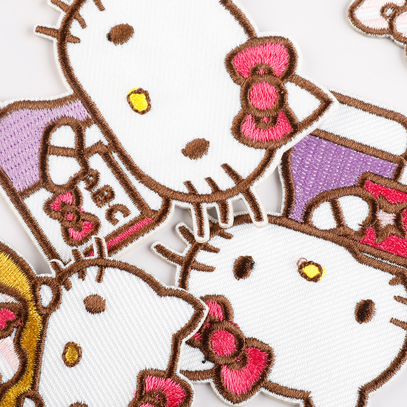 刺繍ラベルかわいい漫画アニメーション動物刺繍ステッカーアクセサリーパッチステッカー自己粘着アクセサリー既製卸売ステッカー|undefined