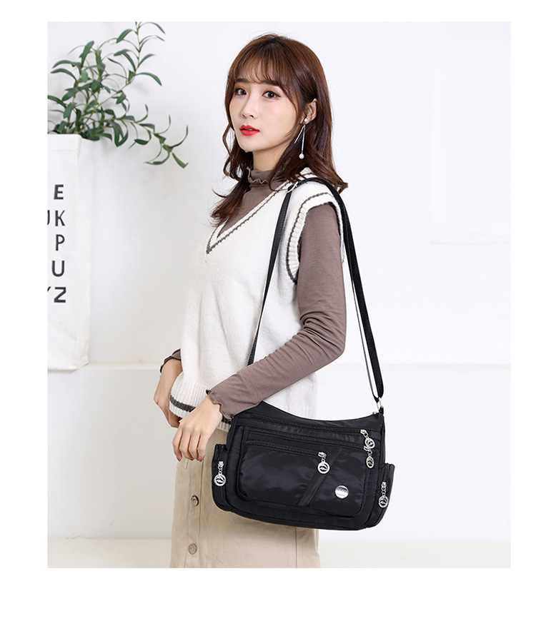 Ladies' fashionable crossbody bag, casual waterproof nylon shoulder bag, trendy and versatile mom bag, business bag wholesale and consignment undefined