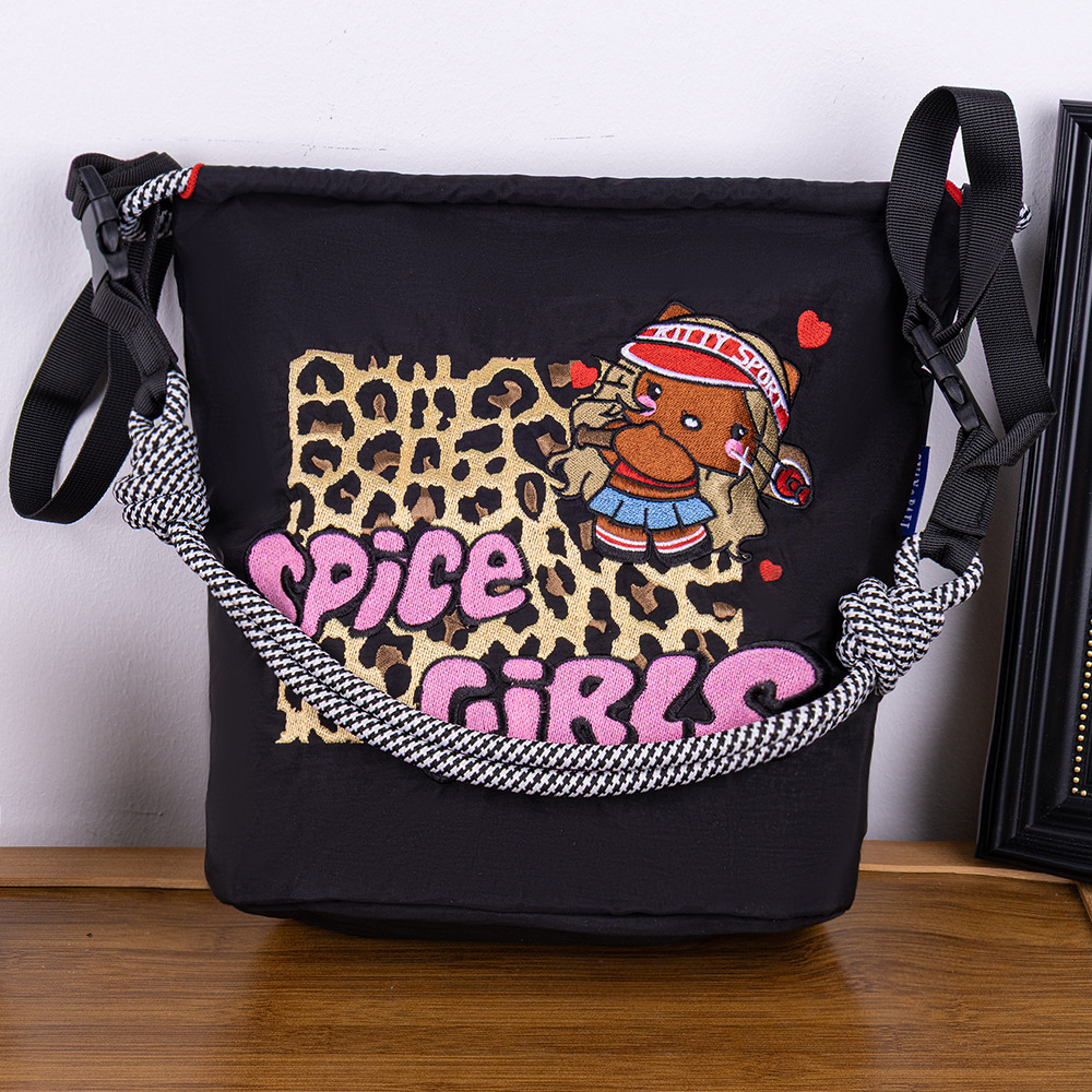 [ジッパーバケットバッグ]新しい調節可能なファッショナブルな刺繍ショッピングバッグ、多用途、軽量、ポータブルショルダークロスボディバッグ、トレンディ