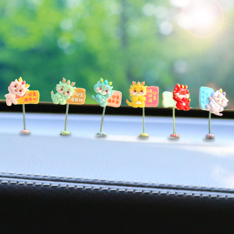 Nuevo creativo pequeño Fulong decoración de coche coche de dibujos animados consola central de coche decoración de la pantalla de navegación decoración de la cabeza