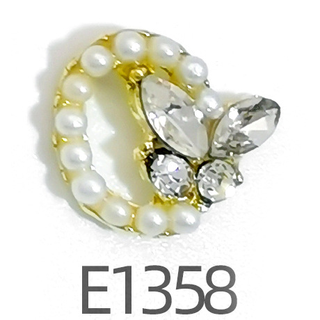 Internet celebridad nueva aleación de uñas joyería diamante lote mixto Opal mariposa perla abeja uñas rhinestone fábrica al por mayor