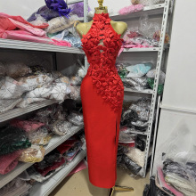 �W���r���¿��ԸК��|�Ɍ����Y���U���b��첱�B��ȹ���S���l