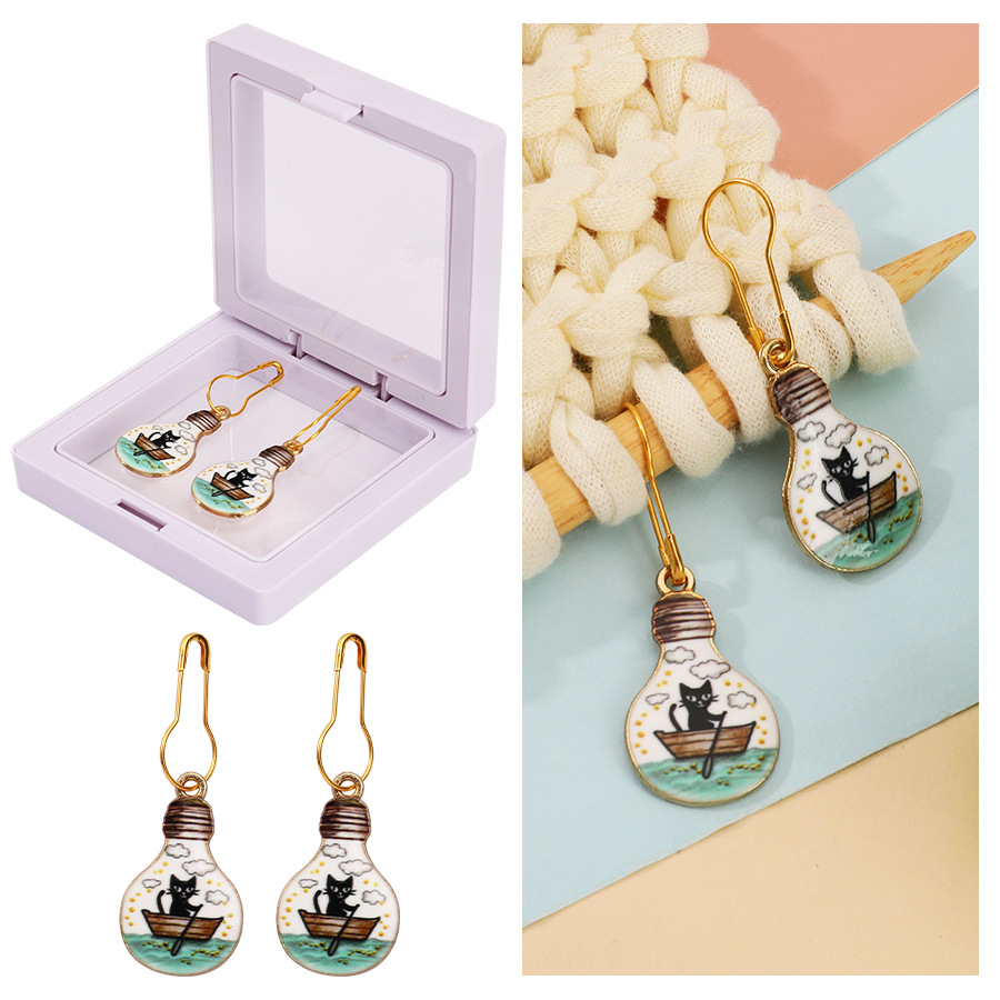 cartoon accessory