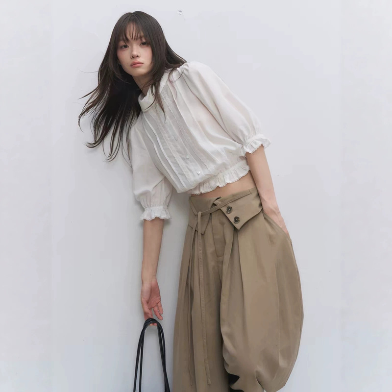 Soote Season "Slow Tempo Series" Original Two-in-One Lace Round Neck Short Sleeve Short Shirt Top for Women