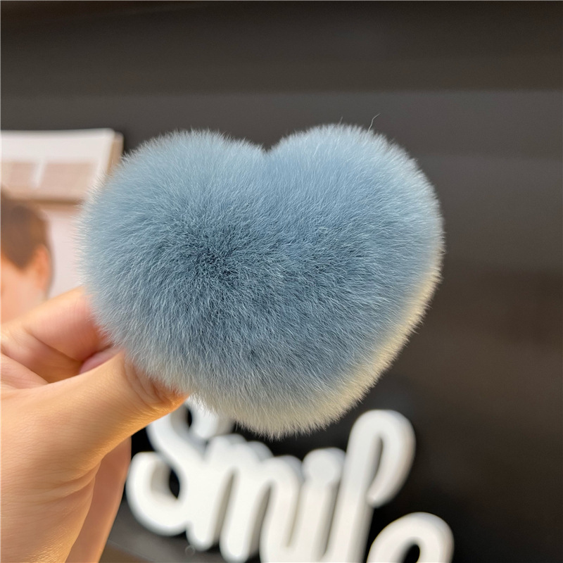 Women's Cute Simple Style Heart Shape Rabbit Fur Hair Clip display picture 17