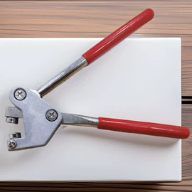 其他锁具;挂锁;家具五金