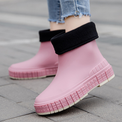 Fashion Japanese-style rain boots women's outdoor short rain boots kitchen work waterproof shoes rubber shoes slip-on shoes trendy outdoor wear