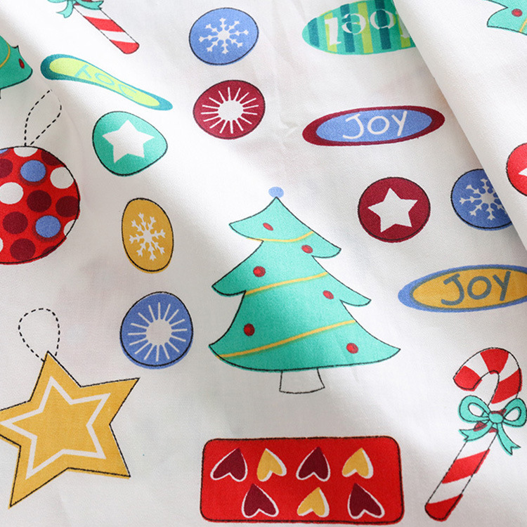 Inventario lotes de algodón de tela de impresión activa Navidad DIY proceso de costura