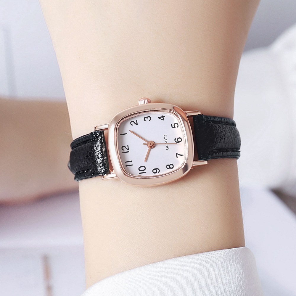 Pinduoduo alloy belt quartz square small dial fashionable women's minimalist digital time watch_voghion.com