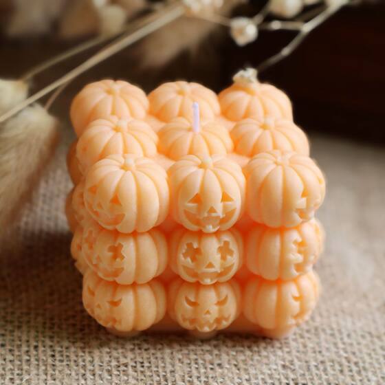 Halloween Pumpkin Rubik's Cube Scented Candle Smokeless Atmosphere Holiday Souvenirs Home Decoration Candle Wholesale