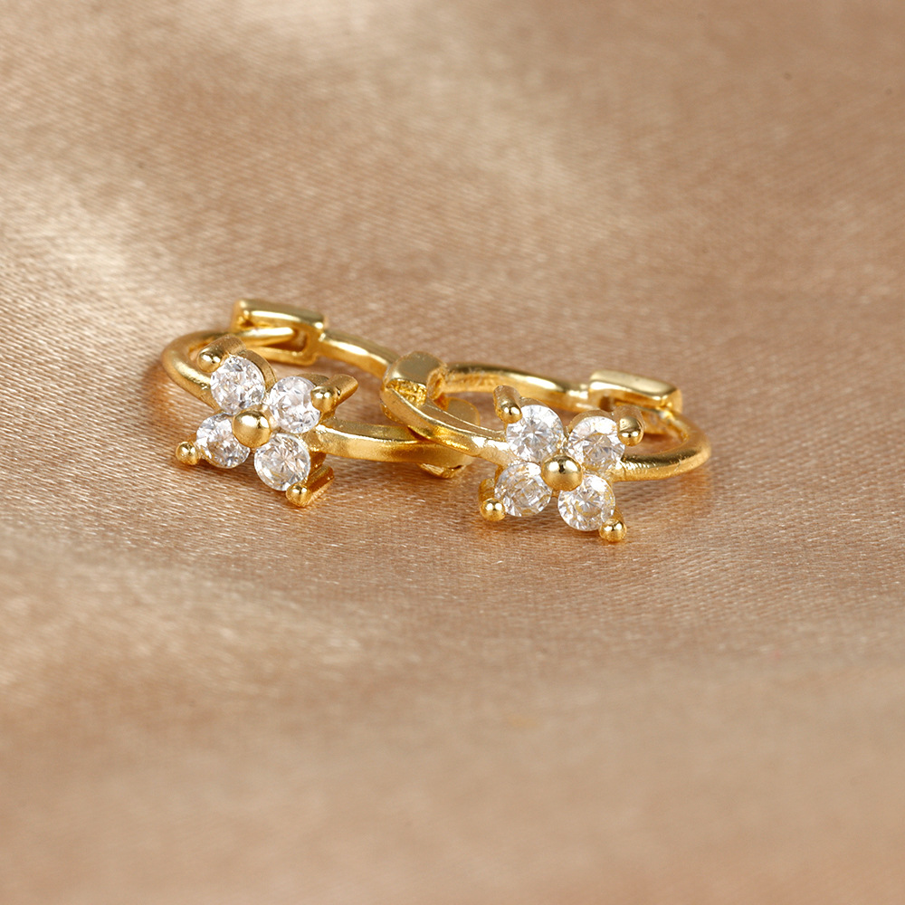 Copper Material 1 Pair Ig Style Shiny Flower Plating Inlay Copper Zircon 18k Gold Plated Earrings