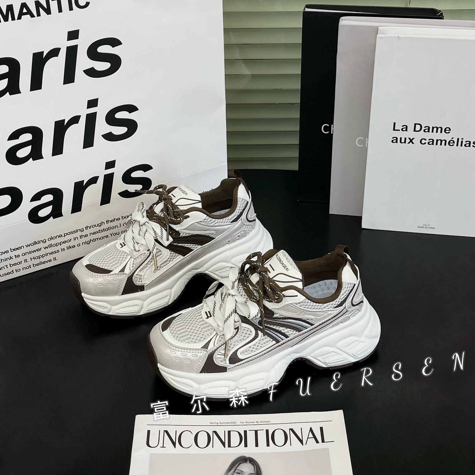 Противоскользящие увеличенные кожаные туфли с толстым дном