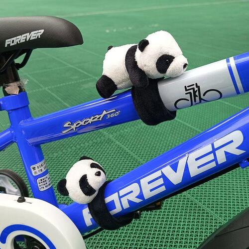 Bicycle panda lying on the electric car, motorcycle, motorcycle doll, small pendant, decorative slap circle, slap circle ornament