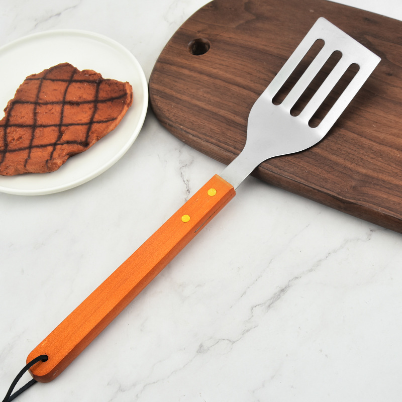 Juego de cuatro piezas de herramientas para el hogar de acero inoxidable, mango de madera, horquilla de barbacoa, cuchillo de clip de pala, juego de tarjetas para hornear BBQ