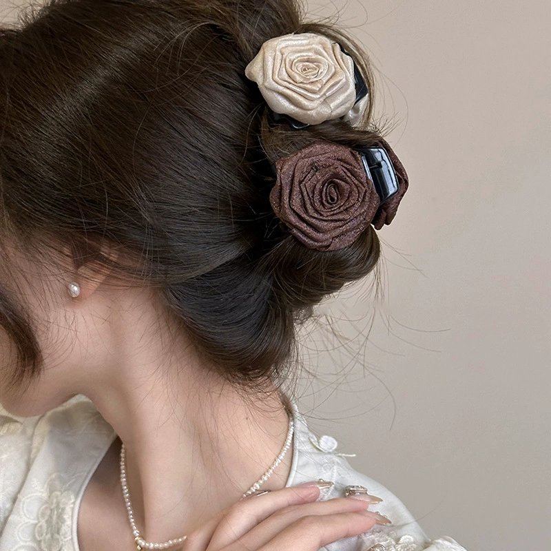 Hairgrip, hairpins, hair accessory, small crab pin, french style, flowered