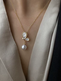 天然珍珠项饰;项链;天然珍珠耳饰