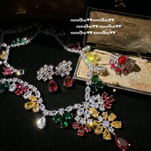 �����I�ؾ��ʺ绨�䌚ʯ�� �Ŷ����18K�� �F���t�ʹ��ʯ��ָ