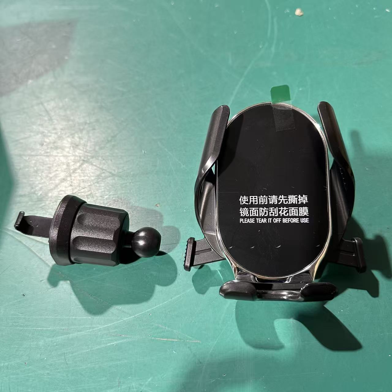 Car Mobile Phone Holder Mirror Automatic Clip Rotatable Air Outlet Navigation Manufacturer Wholesale Mirror Rotation
