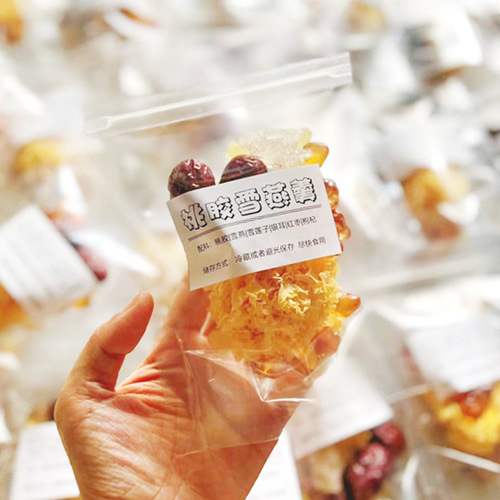 Popular online platform Xiaohongshu (Little Red Book) style: Peach Gum, Snow Bird's Nest, Soapnut Seeds, Red Dates, Goji Berries, and White Fungus Soup for wholesale with drop shipping.