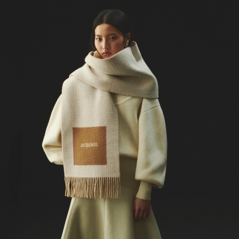 Jacquemus Yaylıq - 100% Yun, Jakarlı, İkitərəfli, 180x30 sm