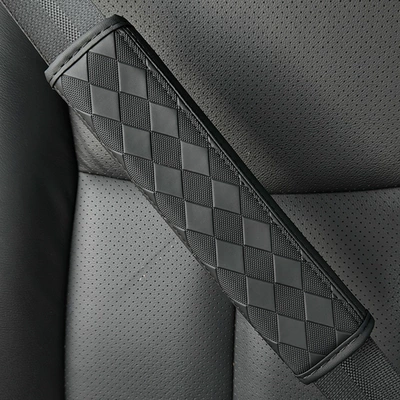 Car Seatbelt Shoulder Pads, Safety Belt Covers, Protective Covers, Leather Shoulder Pads, Interior Accessories, Embossed (Seat belt shoulder pad) - small-black