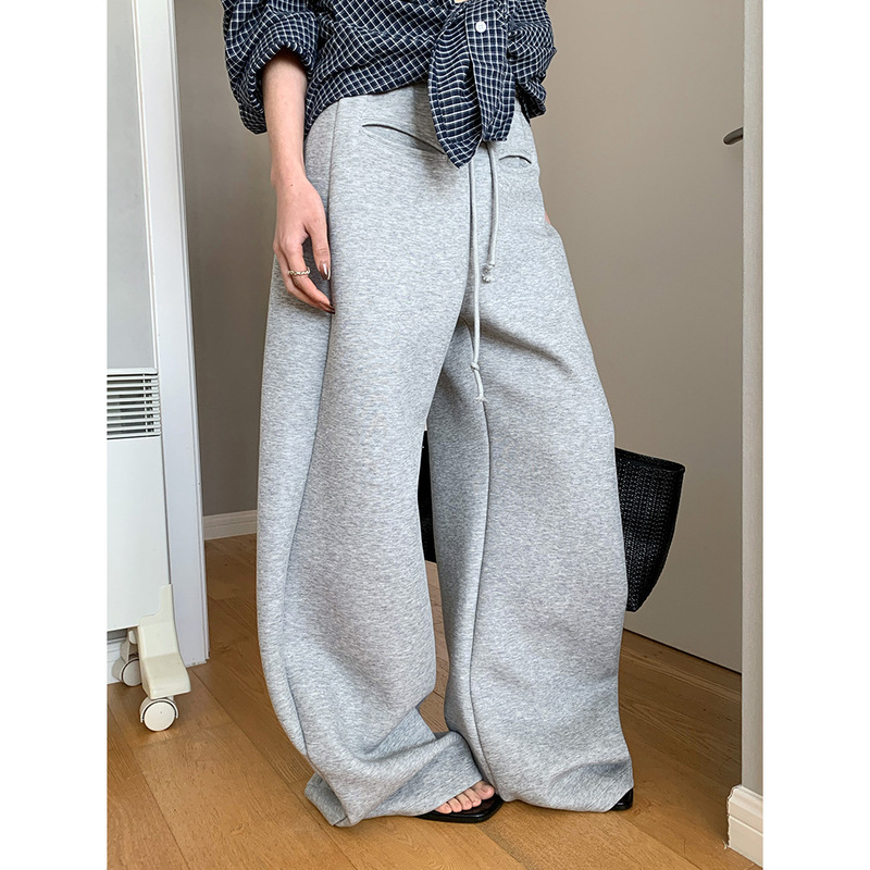 Doris Korean Stylish Air-Layer Curved Hem Sweatpants with Elastic Waist, Versatile for Everyday Wear, Slimming Drawstring Casual Pants Doris Korean Stylish Air-Layer Curved Hem Sweatpants with Elastic Waist, Versatile for Everyday Wear, Slimming Drawstring Casual Pants