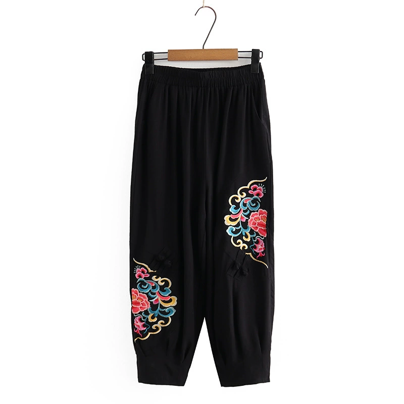 Национальный стиль мамы осенние вышитые брюки