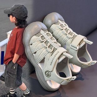 Boys' Closed-Toe Sandals, Fashionable New Children's Beach Shoes, Lightweight Non-Slip Elementary School Students' Clogs, Summer Shoes for Older Children