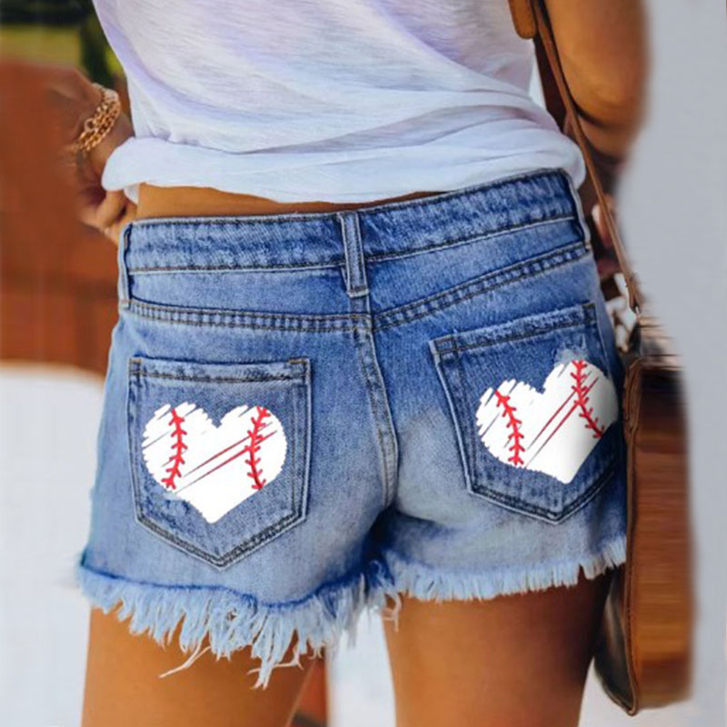 Women'S Street Fashion Heart Shape Shorts Washed Jeans display picture 4
