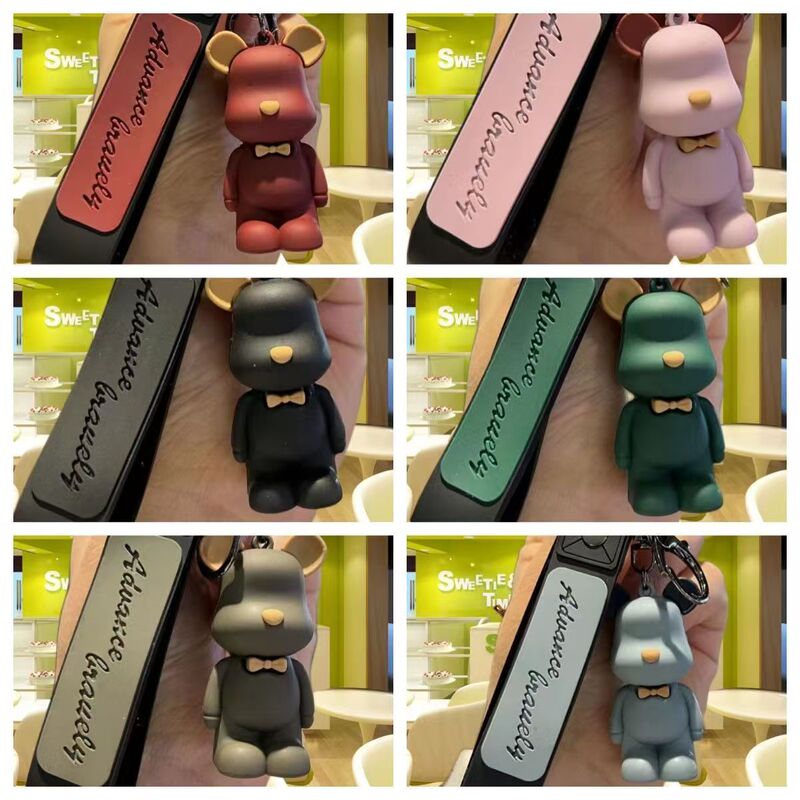 Bow Tie Bear Keychain Car Key Ring for Boys, Student Backpack Accessory, Cute Resin Bag Charm for Female Friends