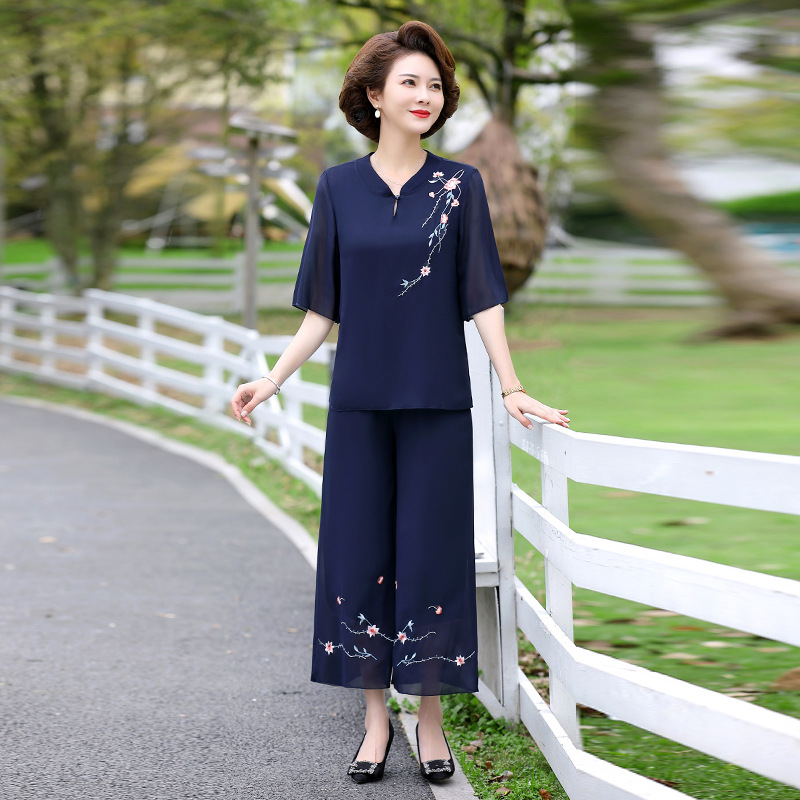 2024 New Arrival Summer Two-Piece Embroidered Chinese Style Mother's Chiffon Shirt Large Size Middle-Aged and Elderly Women's Suit