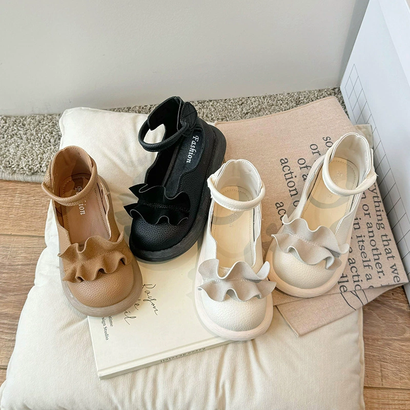 Свернутые туфли Мэри Джейн для девочек 2024 осень новое слово с липучкой маленькие кожаные туфли нежный ветер одиночные туфли