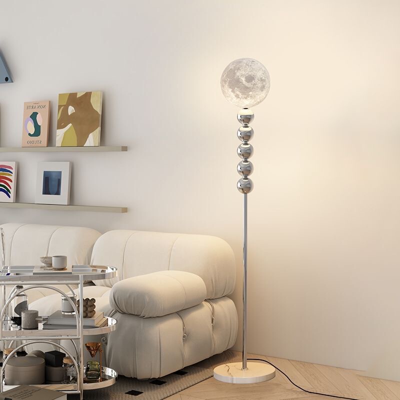 Light Luxury Internet Popular Five Ball Floor Lamp Bedroom Hotel Art Decorative Lamp Living Room Beside Sofa Bedside Eye Protection Lamp