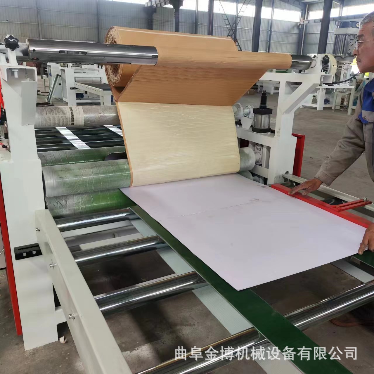 自带背胶泡棉复合机  不干胶密度板贴合设备 自带剥离收卷平整
