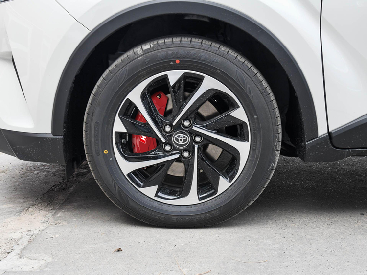 Suitable for Toyota Reiz, Asia Dragon, Yaris, Caliper Cover, Camry, Prado, Crown, Land Cruiser Brake Modification Shell