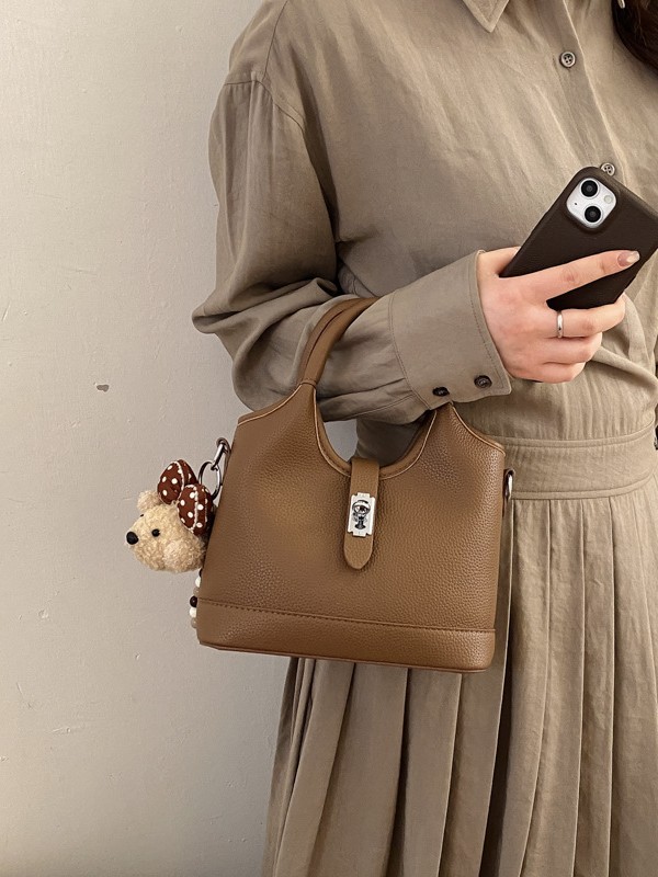 Bolsa de cubo portátil simple de alto valor de cara para mujeres 2026 venta caliente nueva sensación de alto nivel de moda exquisita bolsa de mochila image 4