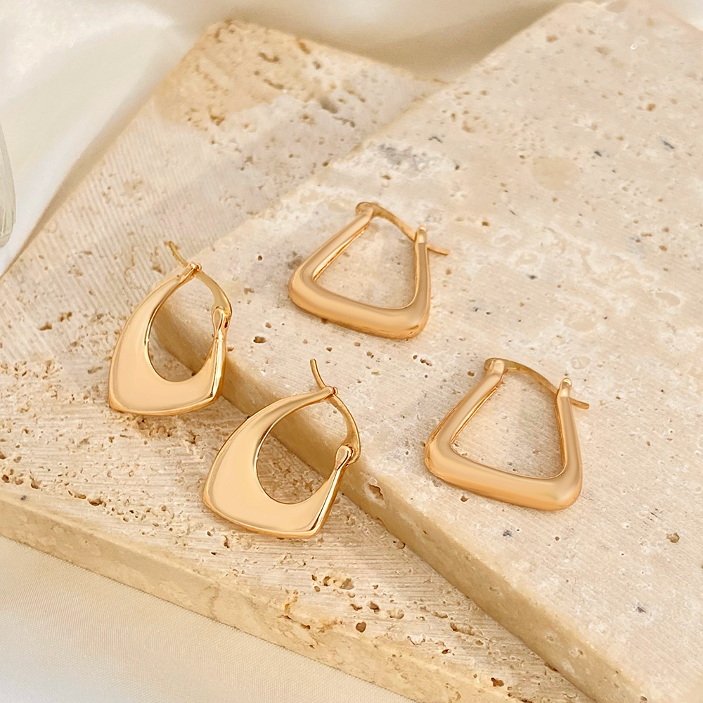 Fashion Geometric Copper Plating Earrings 1 Pair