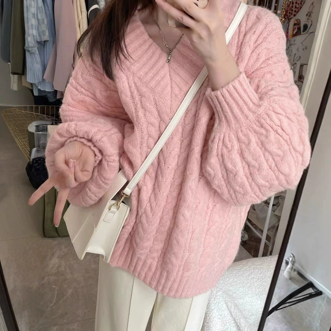 Корейский свитер с V-образным вырезом толстый свитер женский 2025 осень и зима свободный ленивый стиль дизайн нишевые теплые свитера